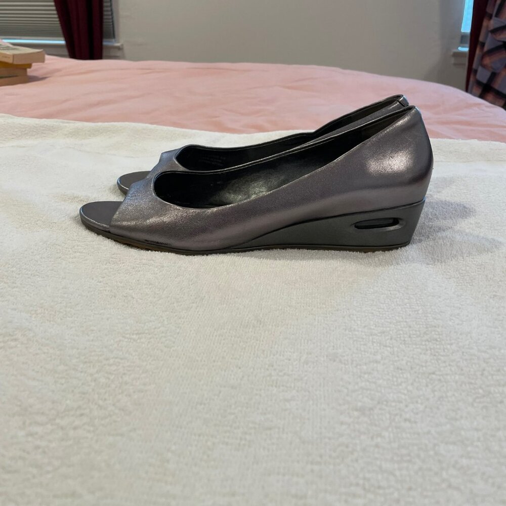 Ladies Cole Haan Shoes
